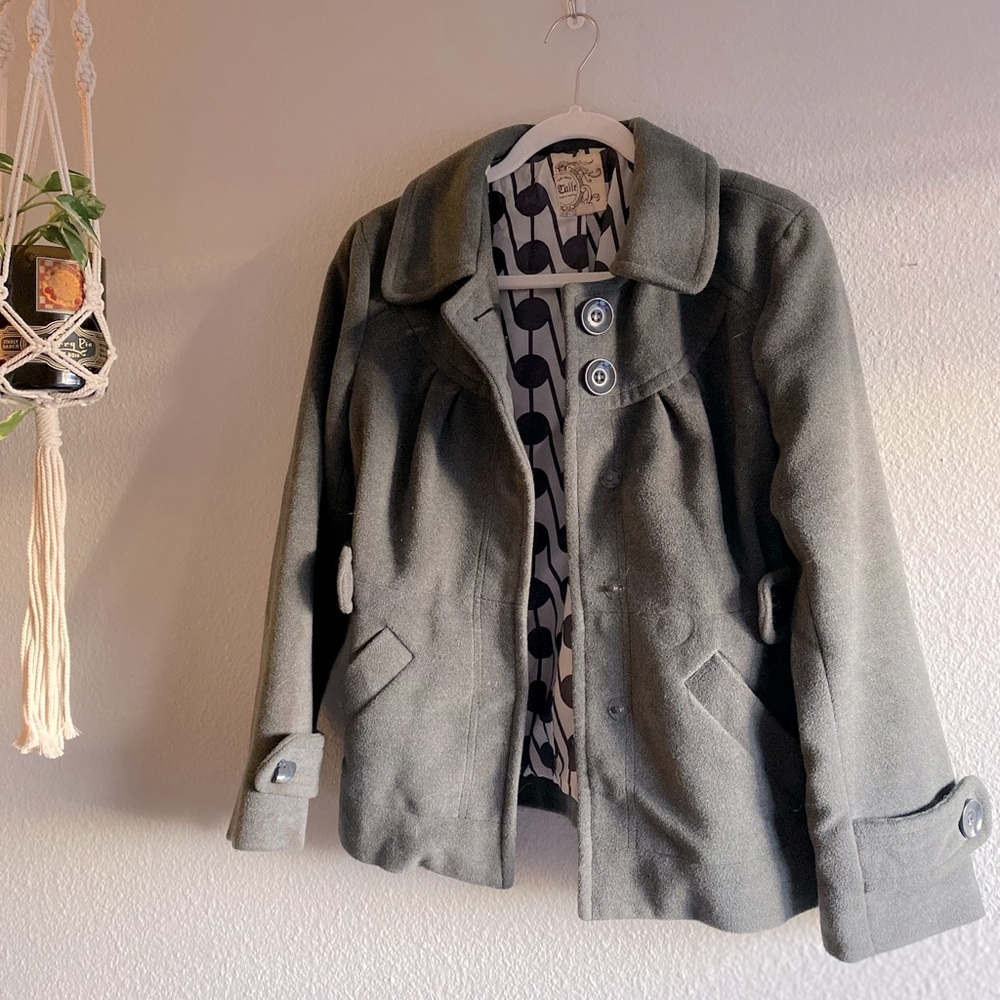 Gray Tulle Short Peacoat with Lined Inside (Medium)